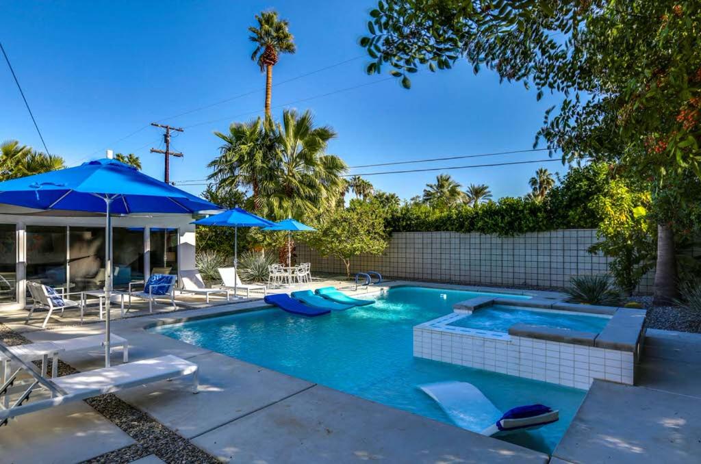 Meiselman Pool House Main image 1